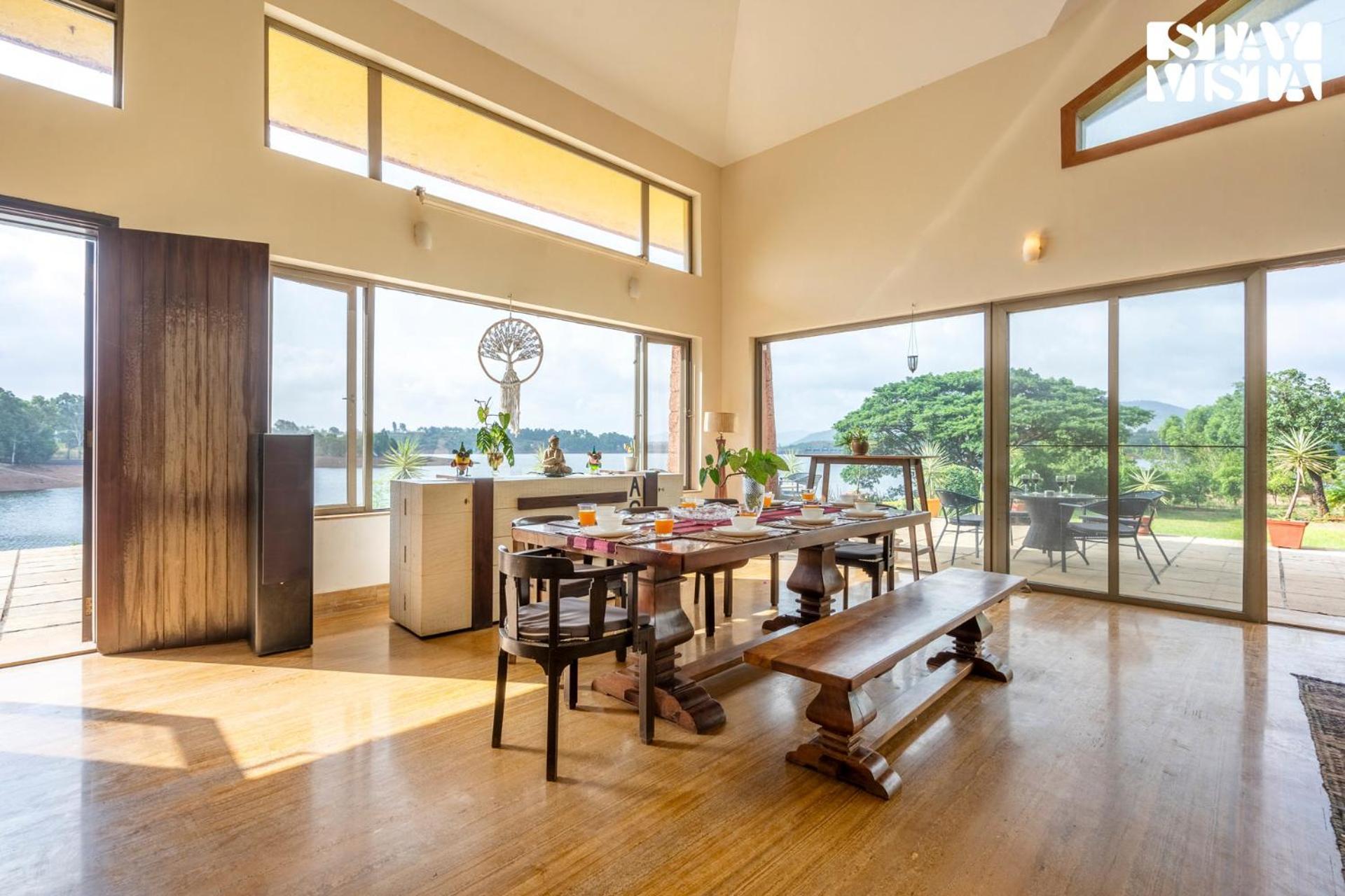 Stayvista At Three Shores With Lake View & Alfresco Dining Khamshet Bagian luar foto